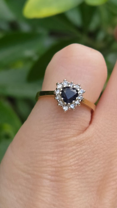 Vintage: 9ct Yellow Gold Heart-Cut Blue Sapphire & Diamond Cluster Ring