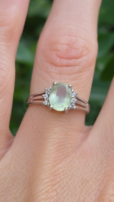 Vintage: 9ct White Gold Paraiba Tourmaline & Glacier Topaz Dress Ring