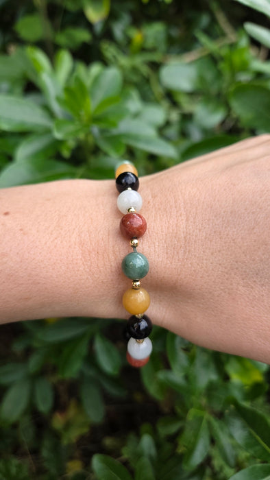 Vintage: 14ct Yellow Gold Multicolour Jade Bead Bracelet with Filigree Clasp