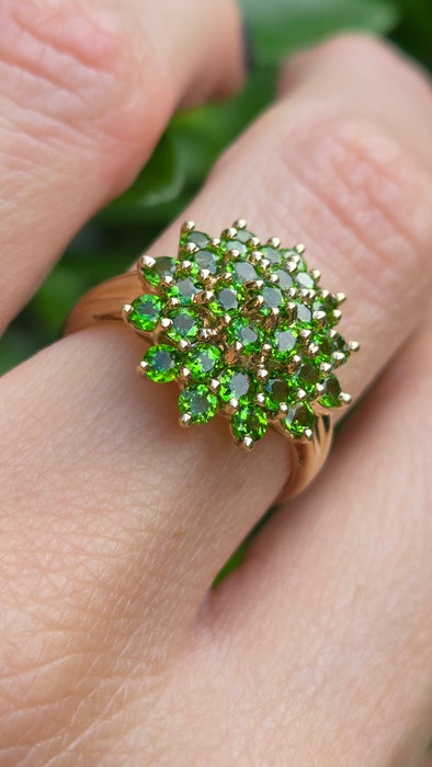 Vintage: 9ct Yellow Gold Demantoid Garnet Round Cluster Ring