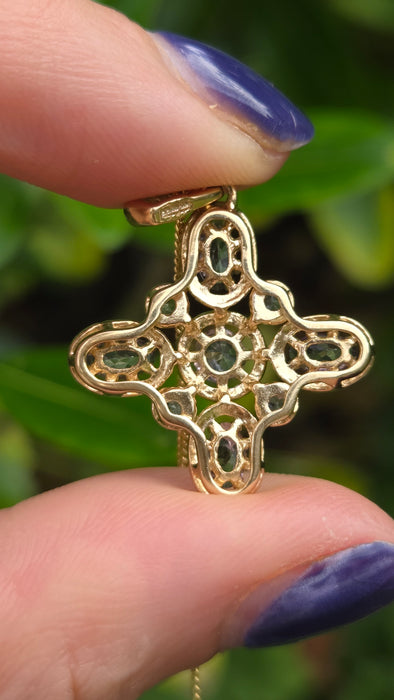 Vintage: 9ct Yellow Gold Tanzanite & Diamond Floral Cross Pendant & Chain