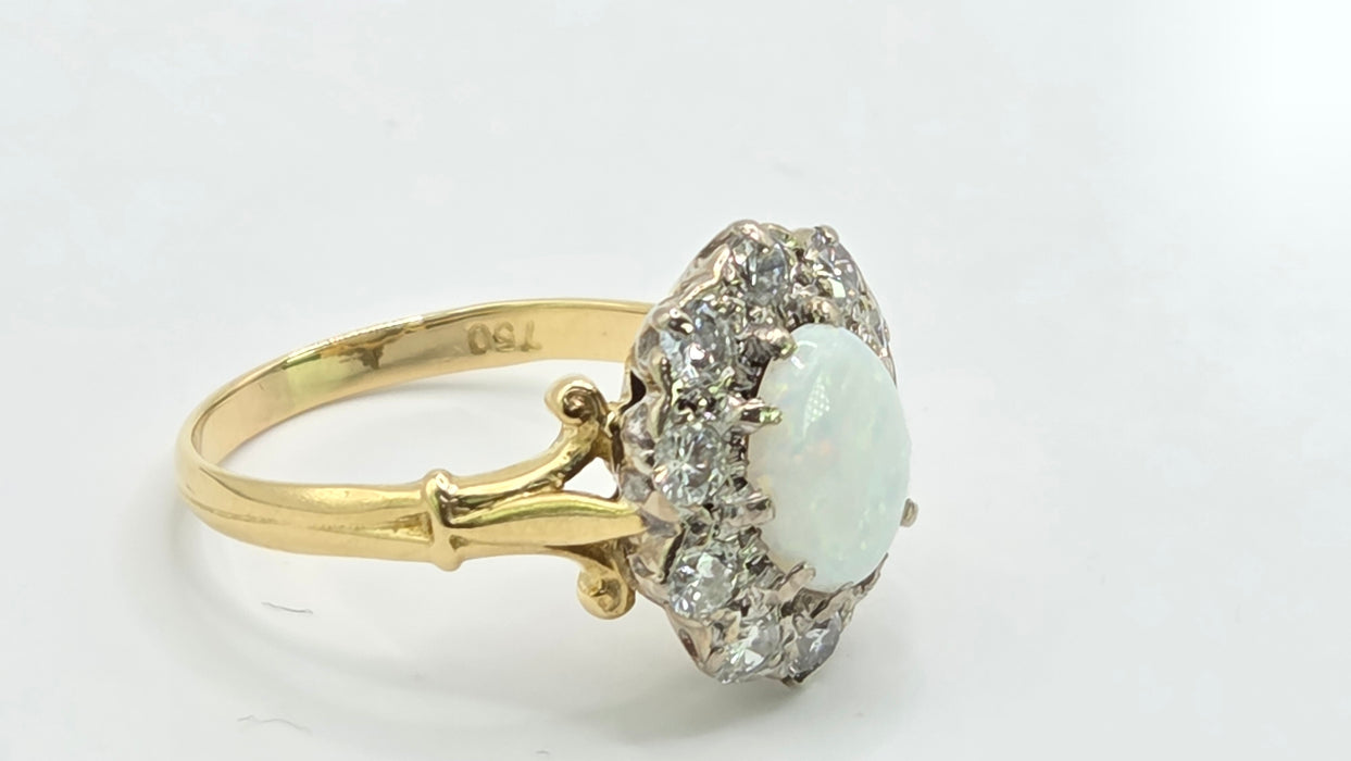 Vintage: 18ct Yellow Gold Opal 1.00ct & Diamond 0.75ct Fleur-de-lys Cluster Ring