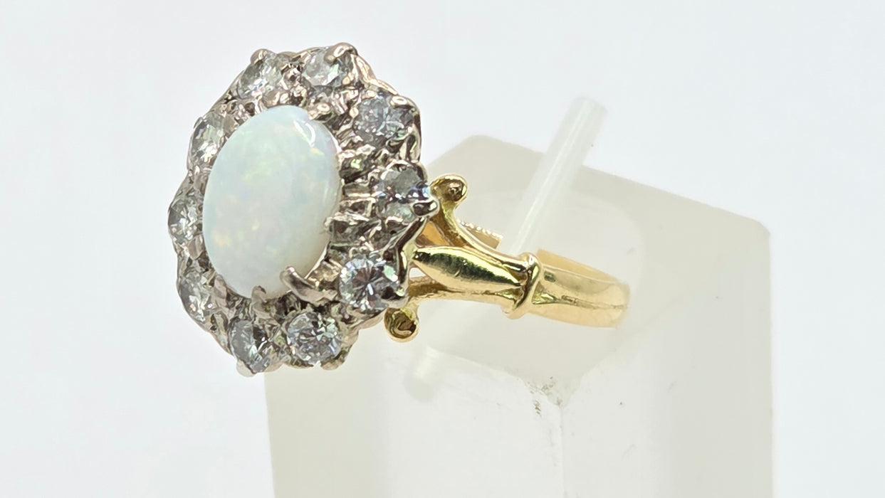 Vintage: 18ct Yellow Gold Opal 1.00ct & Diamond 0.75ct Fleur-de-lys Cluster Ring