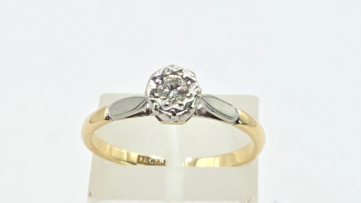 Vintage: 18ct Yellow Gold & Platinum Diamond 0.15ct Solitaire Ring