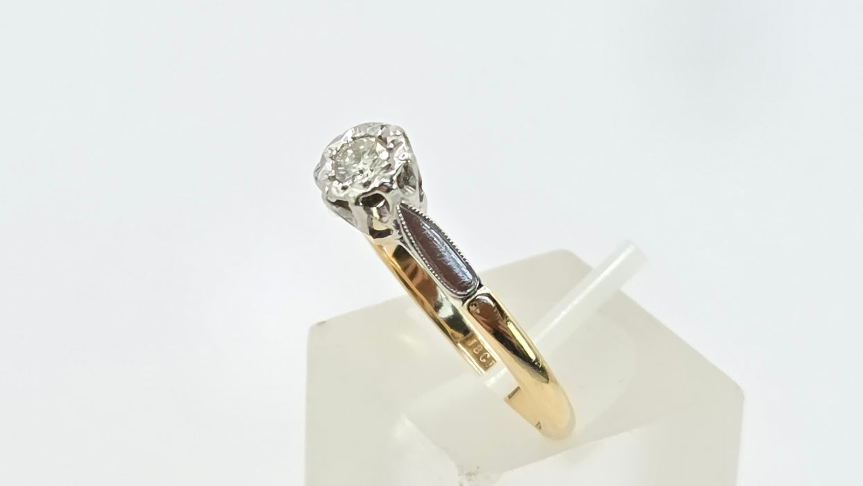 Vintage: 18ct Yellow Gold & Platinum Diamond 0.15ct Solitaire Ring