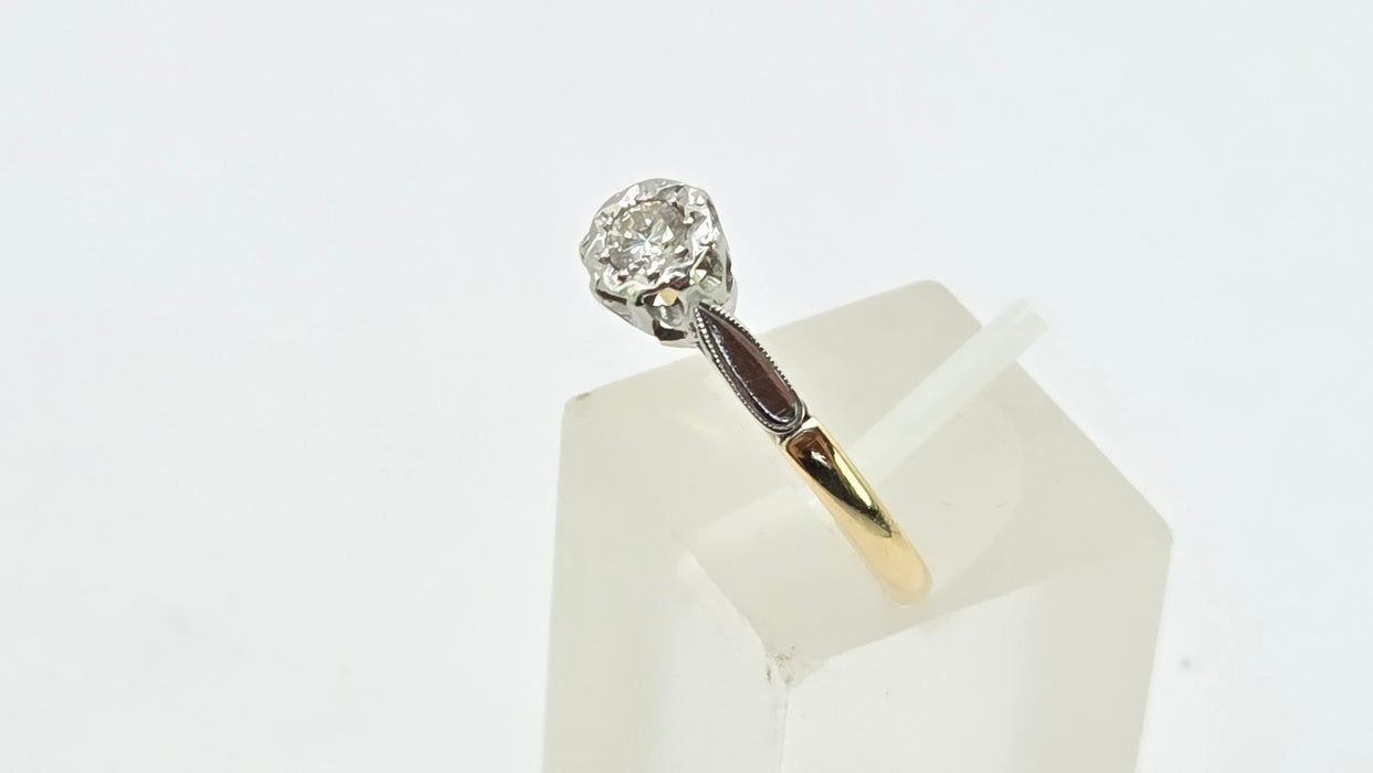 Vintage: 18ct Yellow Gold & Platinum Diamond 0.15ct Solitaire Ring
