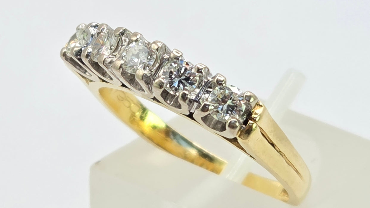 Vintage: 18ct Yellow Gold Diamond 0.42ct Five Diamond Stacker Half Eternity Ring