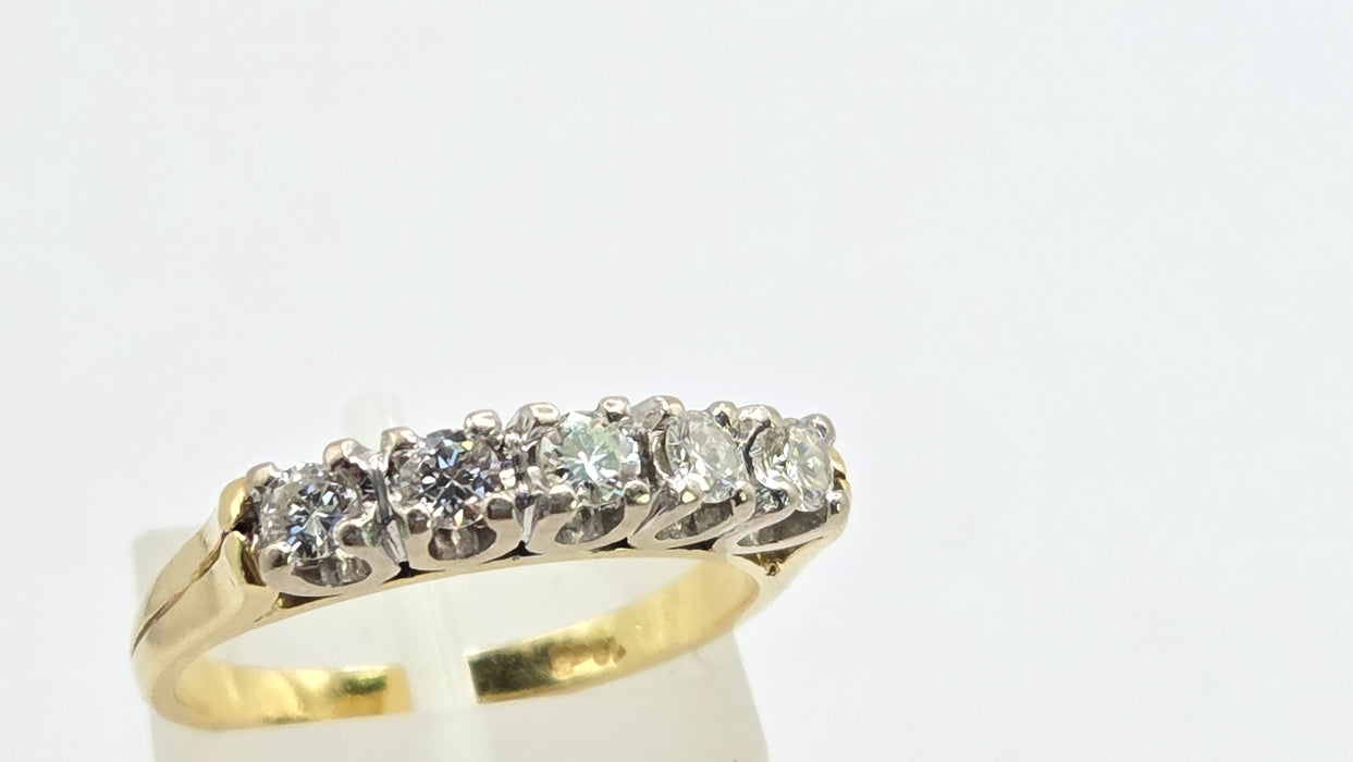 Vintage: 18ct Yellow Gold Diamond 0.42ct Five Diamond Stacker Half Eternity Ring