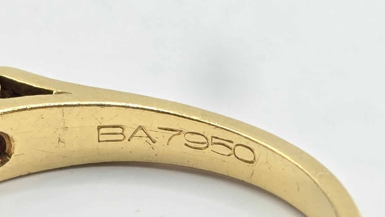Vintage: 18ct Yellow Gold Diamond 0.42ct Five Diamond Stacker Half Eternity Ring