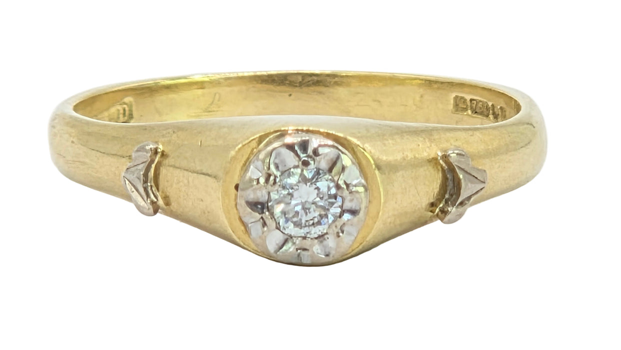 Vintage: 18ct Yellow Gold Diamond 0.05ct Solitaire Ring with White Gold Decals — From 1982
