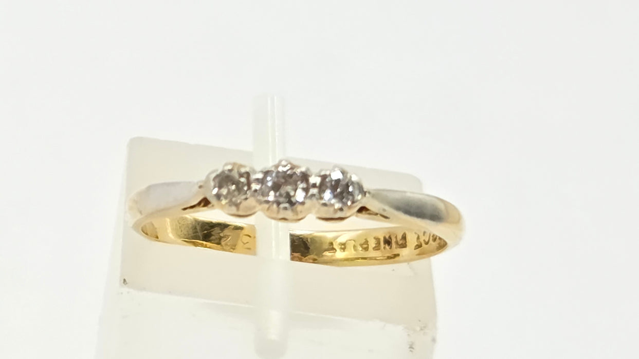 Vintage: 18ct Yellow Gold & Platinum Diamond 0.16ct Trilogy Ring