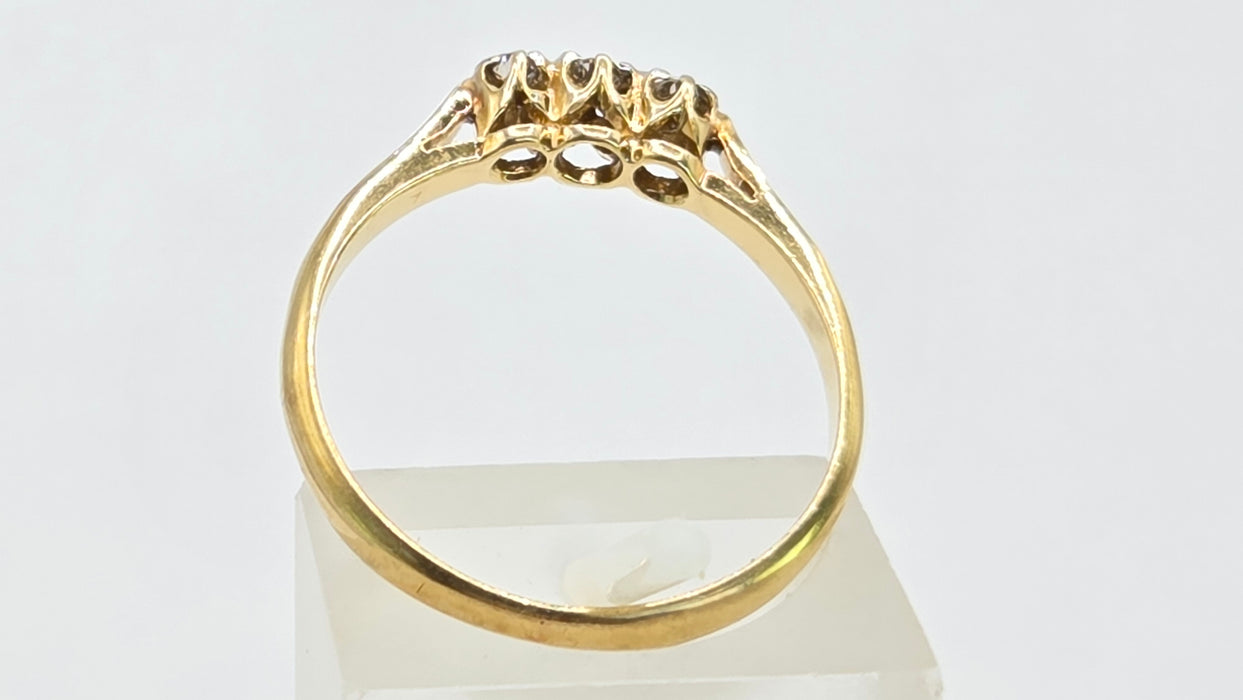 Vintage: 18ct Yellow Gold & Platinum Diamond 0.16ct Trilogy Ring