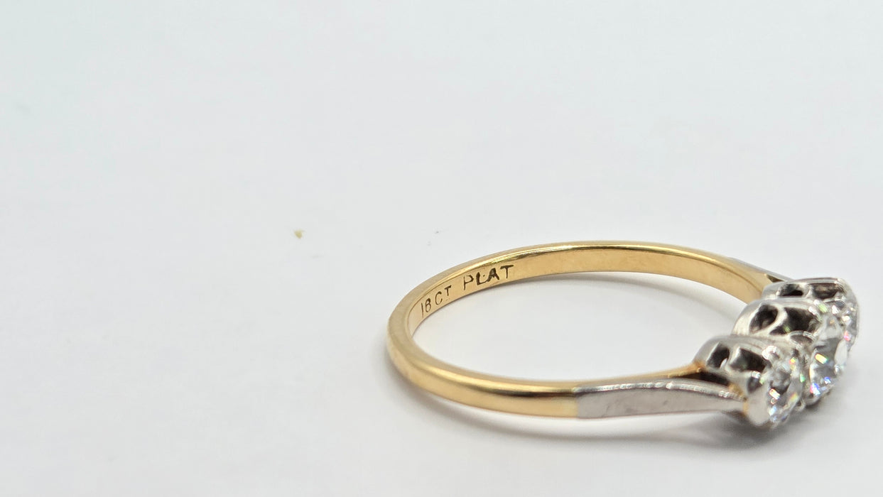 Vintage: 18ct Yellow Gold & Platinum Diamond 0.66ct Classic Trilogy Ring