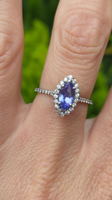 Vintage: 14ct White Gold Tanzanite & 40 Diamond Marquise Dress Ring — 0.64ct