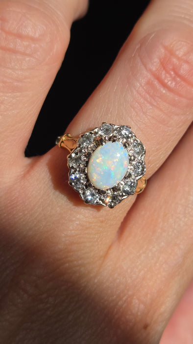 Vintage: 18ct Yellow Gold Opal 1.00ct & Diamond 0.75ct Fleur-de-lys Cluster Ring