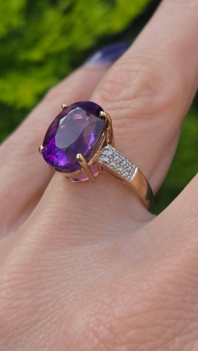 Vintage: 9ct Yellow Gold Amethyst & Diamond Cocktail Ring