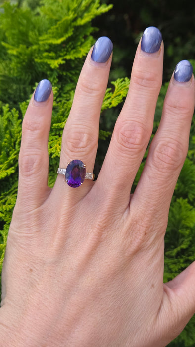 Vintage: 9ct Yellow Gold Amethyst & Diamond Cocktail Ring