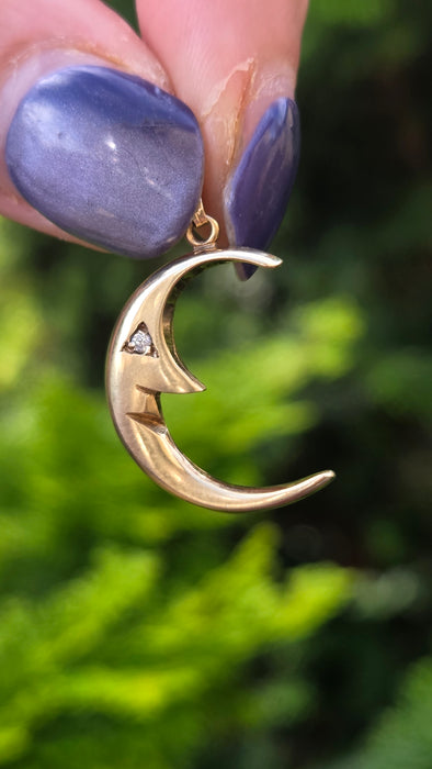 Vintage: 9ct Yellow Gold Man in the Moon Crescent Pendant — From 1993
