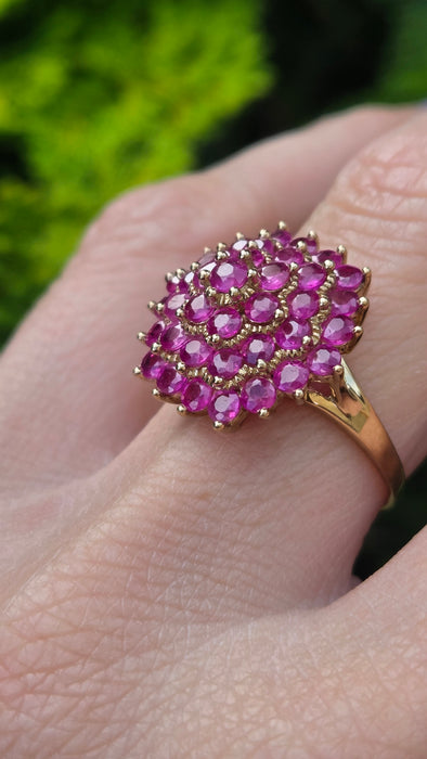 Vintage: 9ct Yellow Gold Ruby Round Cluster Cocktail Ring