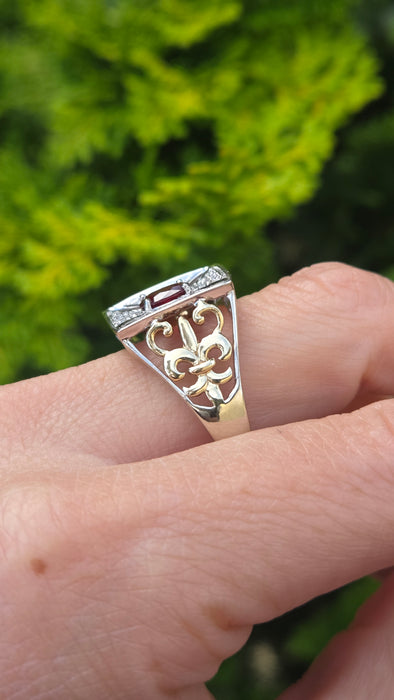 Vintage: 9ct Yellow Gold Ruby & 28 Diamond 0.51ct Art Deco Style Ring