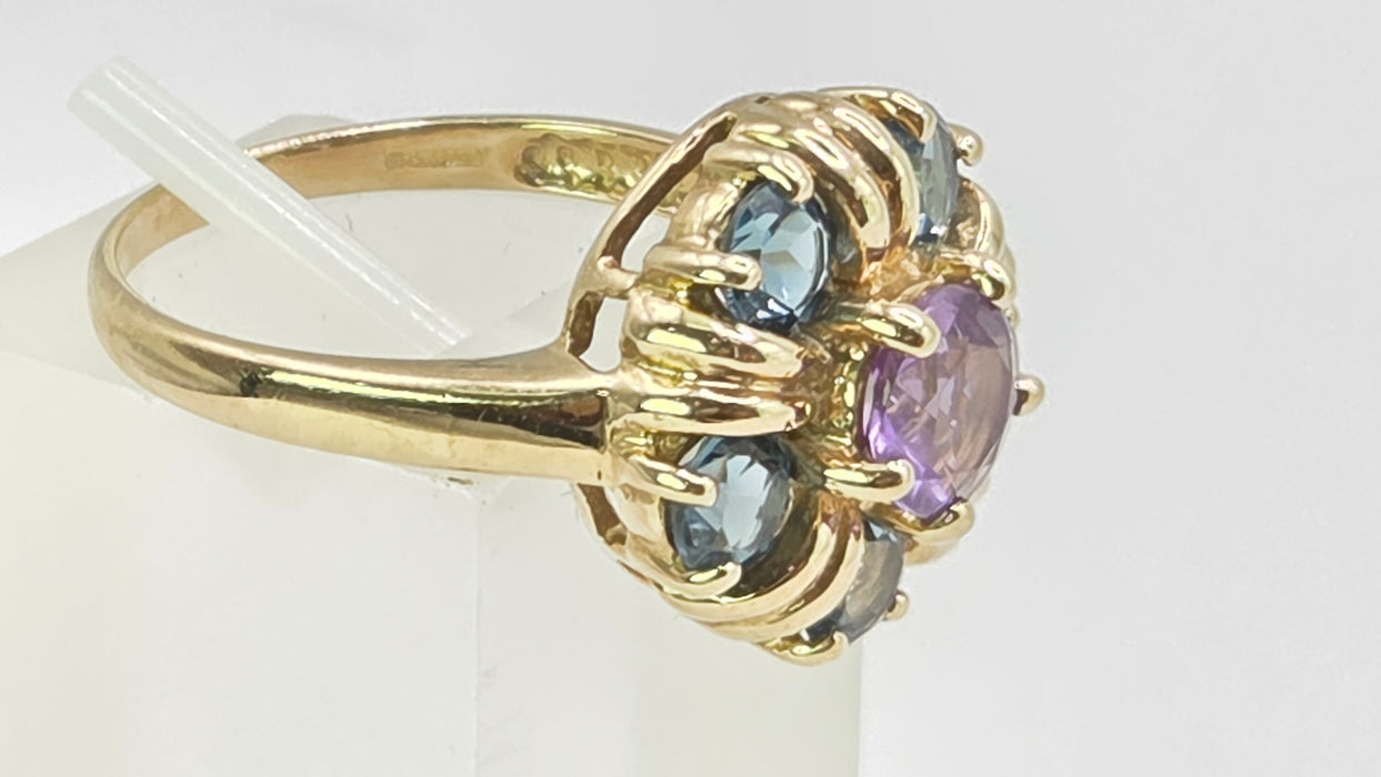 Vintage: 9ct Yellow Gold Amethyst & London Blue Topaz Flower-Head Ring
