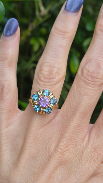 Vintage: 9ct Yellow Gold Amethyst & London Blue Topaz Flower-Head Ring