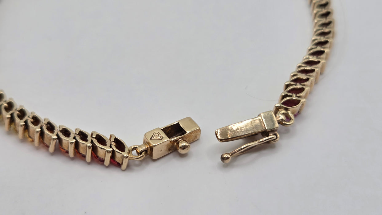 Vintage: 9ct Yellow Gold 65-Sapphire Multi-Coloured Bracelet