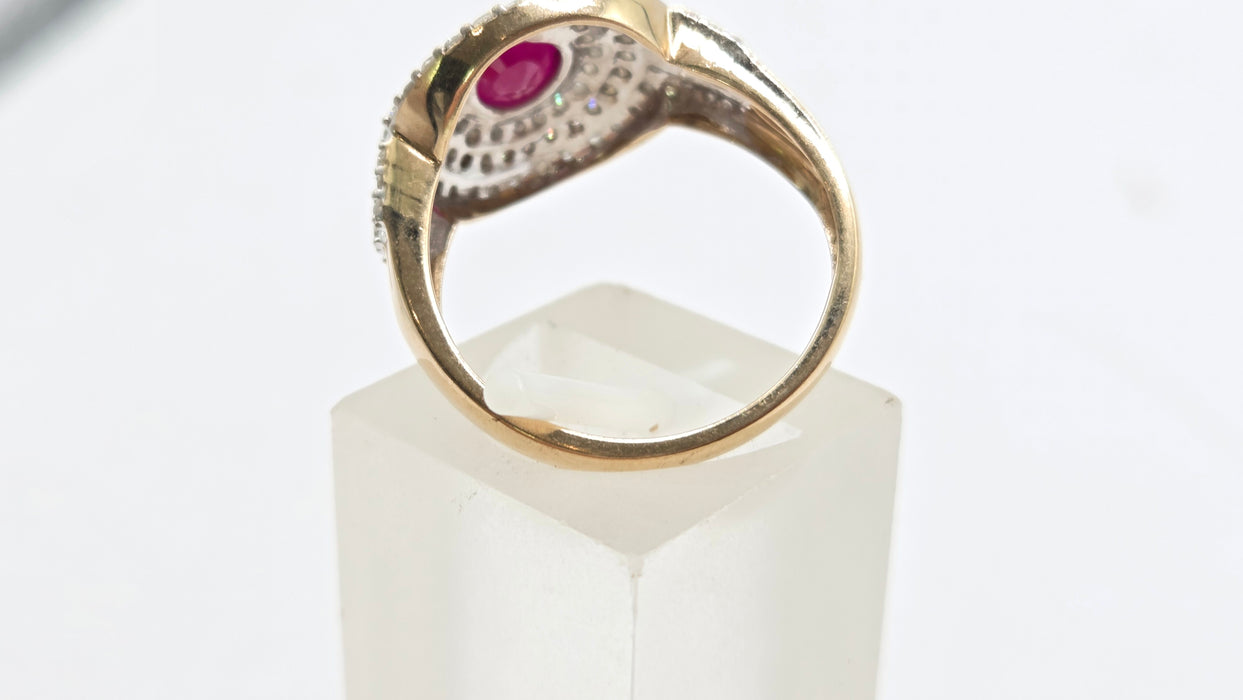 Vintage: 9ct Yellow Gold Ruby & 75-Diamond Art Deco Style Target Ring