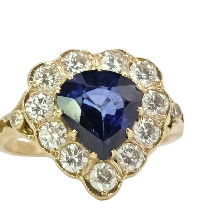 Vintage: 18ct Yellow Gold Sapphire 2.00ct & 11-Diamond 0.55ct Heart-Shaped Halo Ring