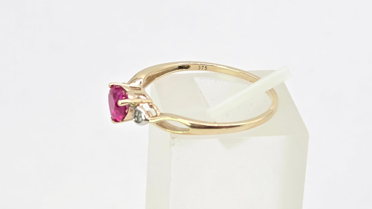 Vintage: 9ct Yellow Gold Ruby & Diamond Heart-Shaped Stacker Ring