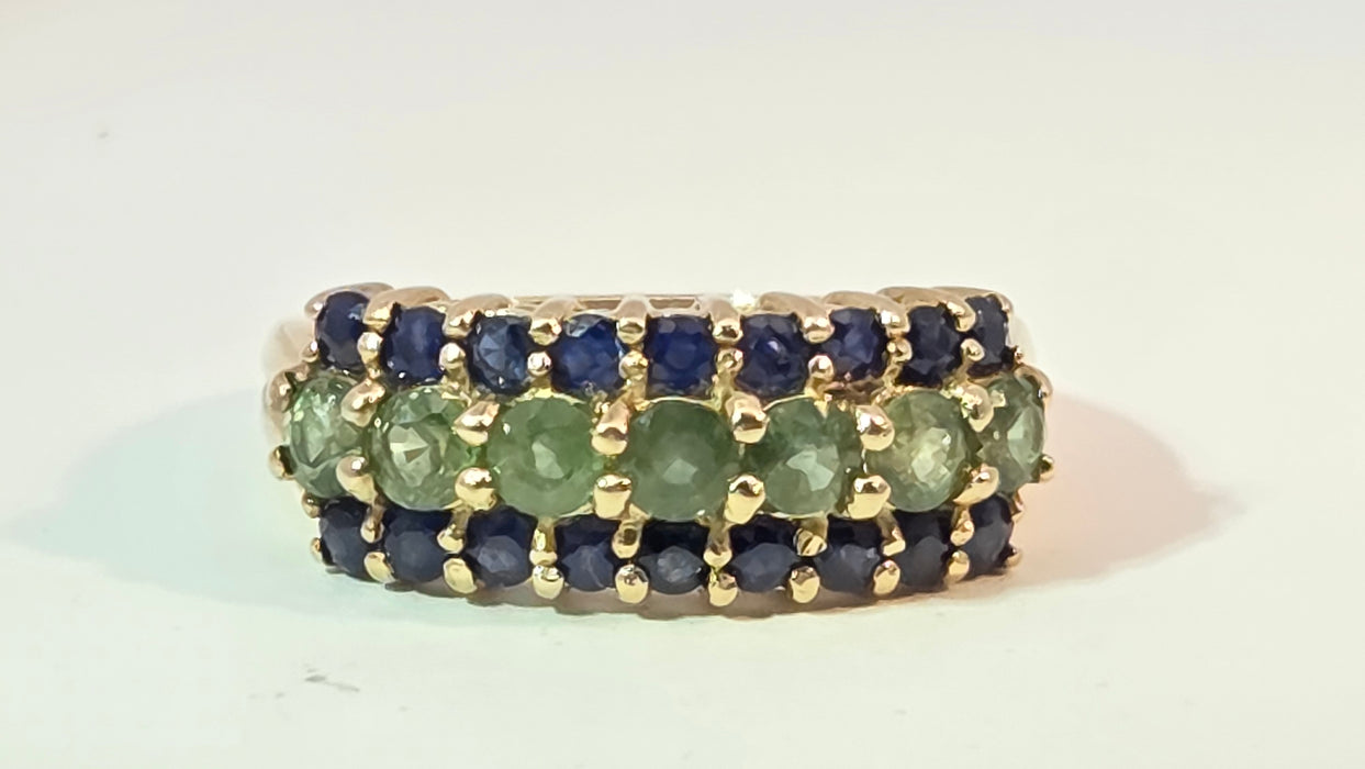 Vintage: 9ct Yellow Gold Blue & Green Sapphire Dress Ring