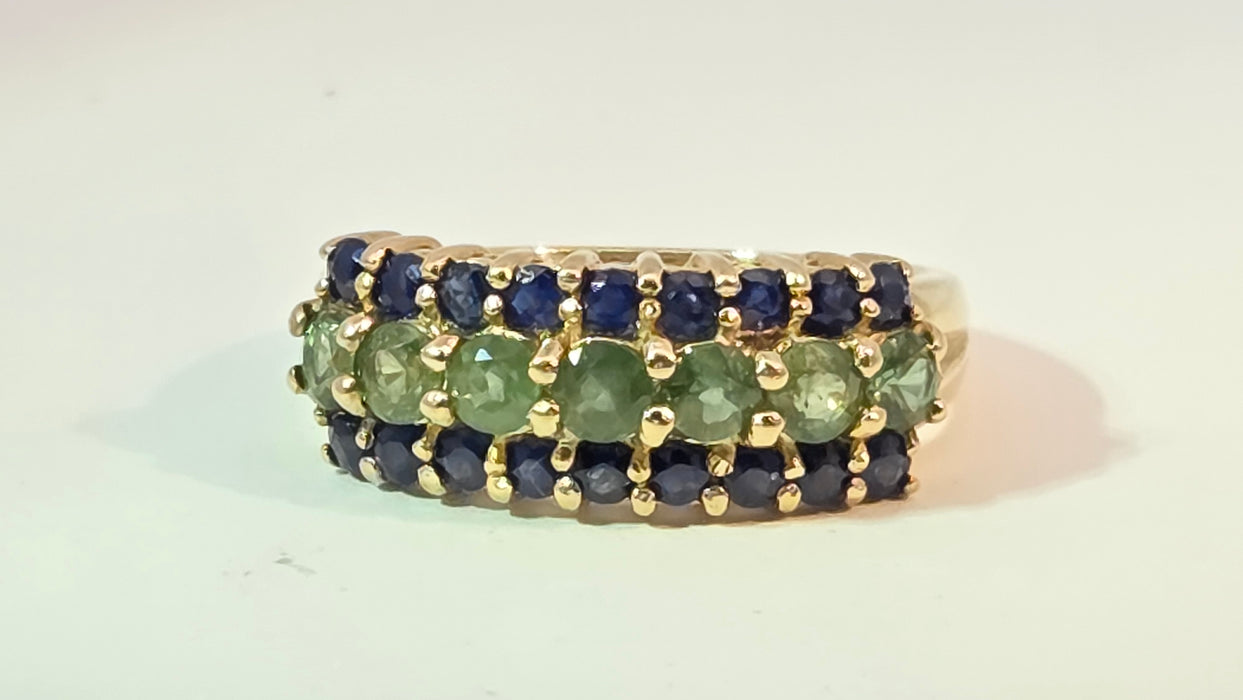 Vintage: 9ct Yellow Gold Blue & Green Sapphire Dress Ring