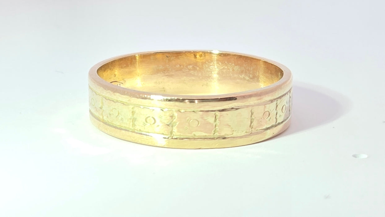 Vintage: 9ct Yellow Gold Decorative Wedding Band — From 1963