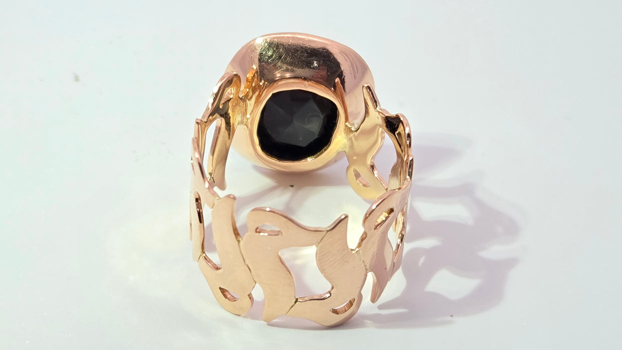 Vintage: 18ct Yellow Gold Modern Abstract Black Onyx & Black Diamond Cocktail Ring