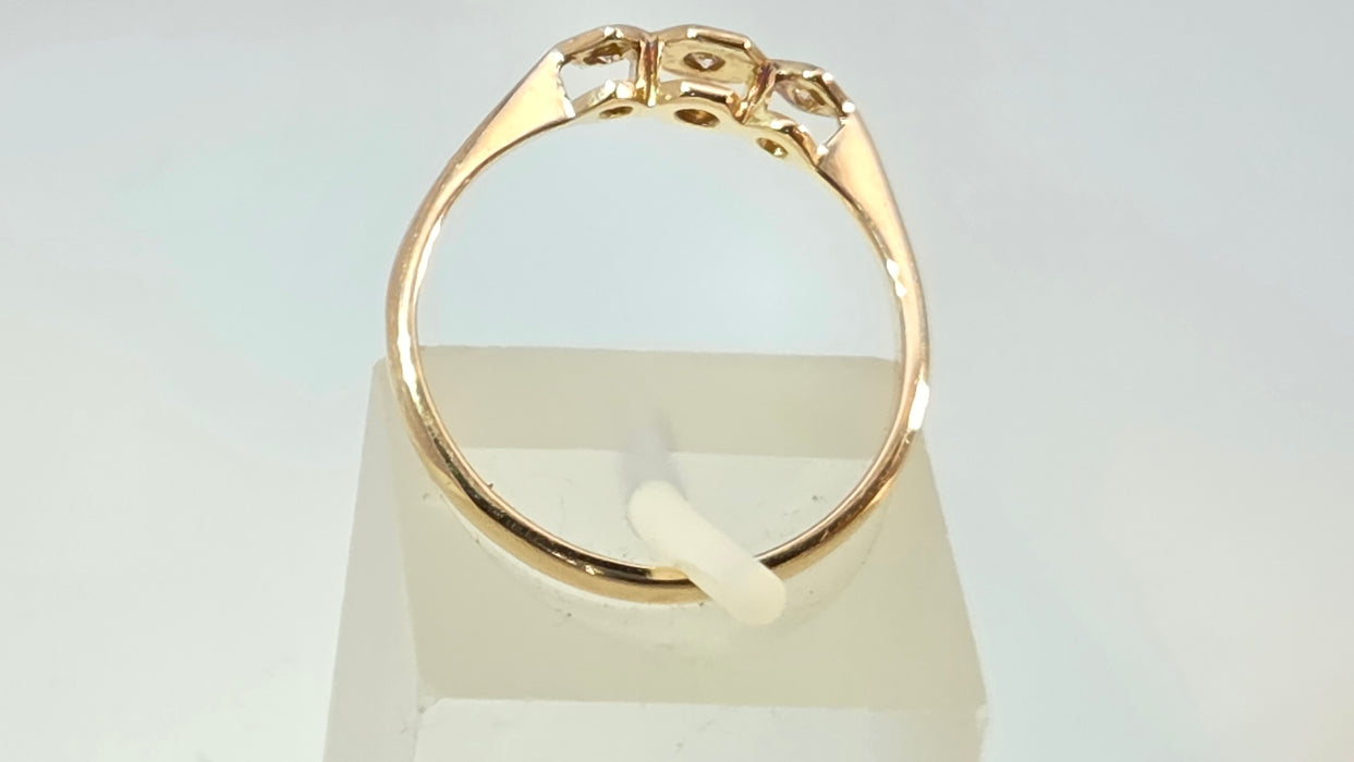 Vintage: 18ct Yellow Gold & Platinum Art Deco Diamond Trilogy Ring
