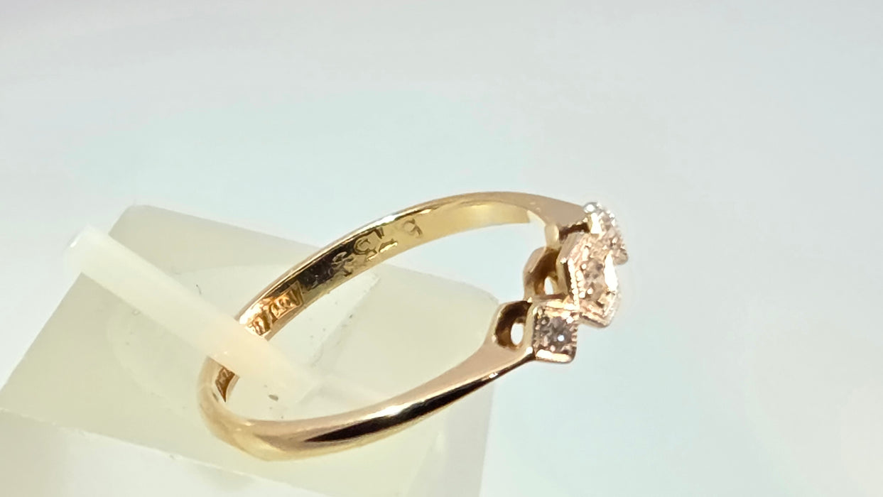 Vintage: 18ct Yellow Gold & Platinum Art Deco Diamond Trilogy Ring