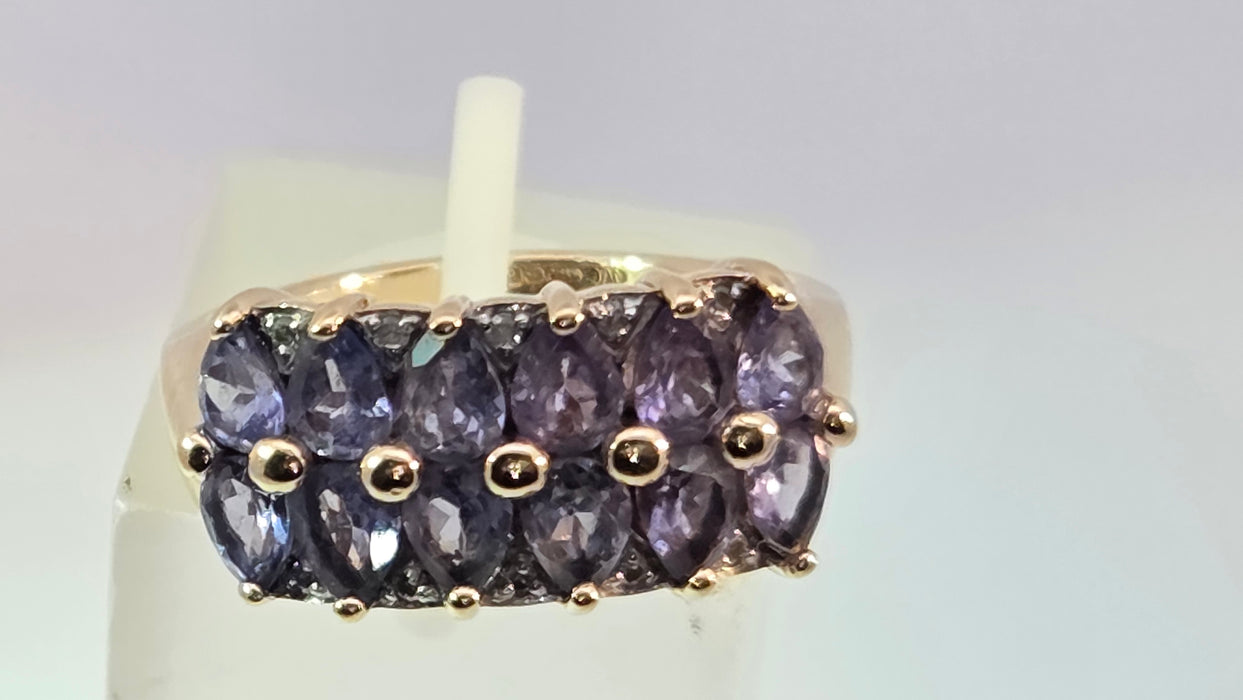 Vintage: 9ct Yellow Gold Tanzanite & Diamond Dress Ring