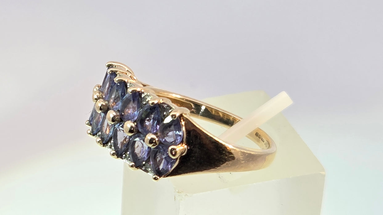 Vintage: 9ct Yellow Gold Tanzanite & Diamond Dress Ring