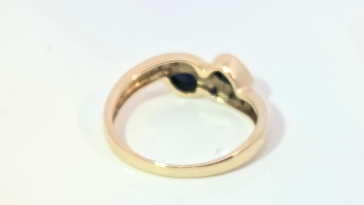 Vintage: 9ct Yellow Gold Sapphire & Diamond Bypass Ring