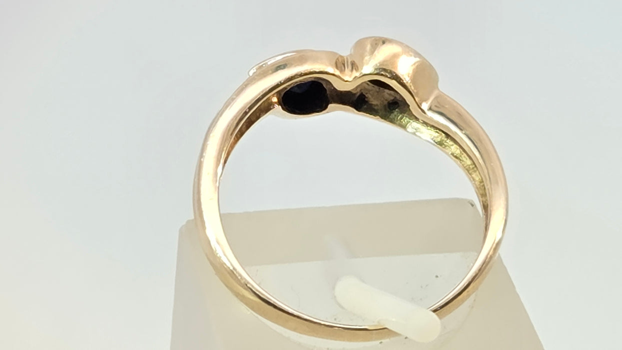 Vintage: 9ct Yellow Gold Sapphire & Diamond Bypass Ring