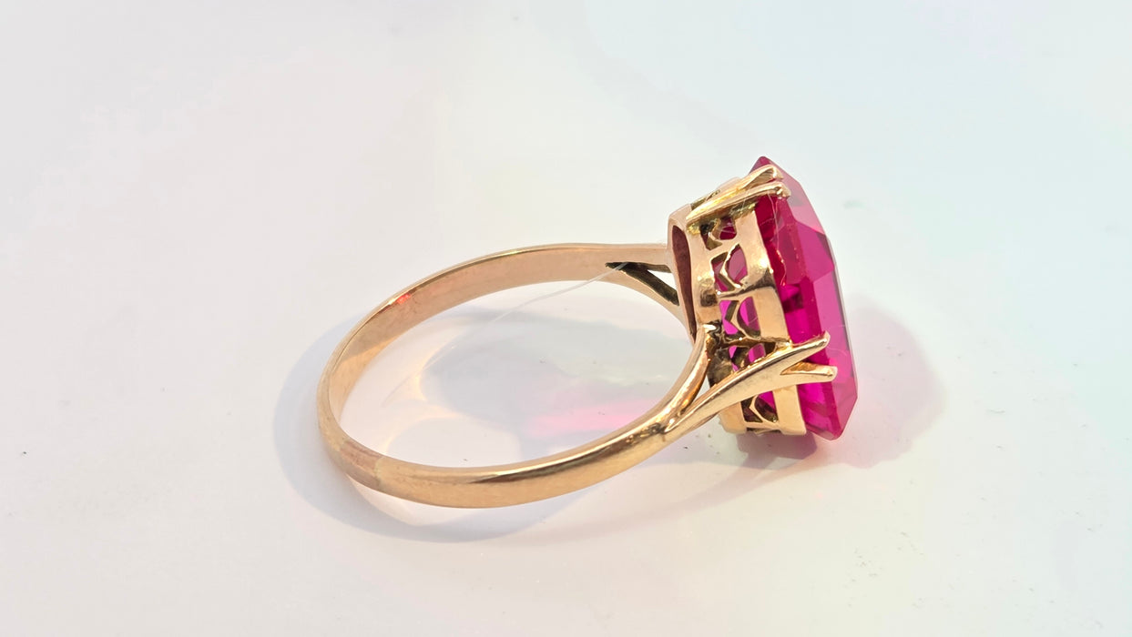 Vintage: Russian 14ct Yellow Gold Ruby Approx. 8ct Solitaire Ring