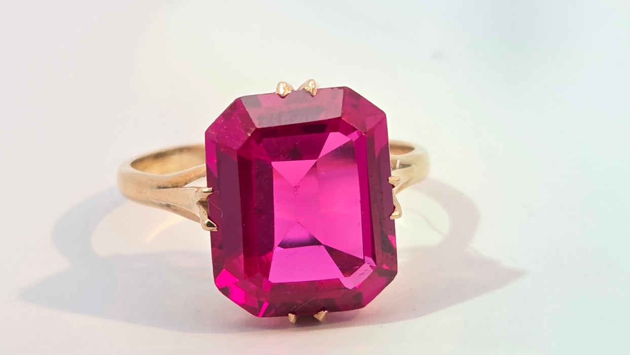 Vintage: Russian 14ct Yellow Gold Ruby Approx. 8ct Solitaire Ring