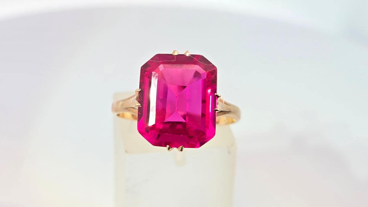 Vintage: Russian 14ct Yellow Gold Ruby Approx. 8ct Solitaire Ring