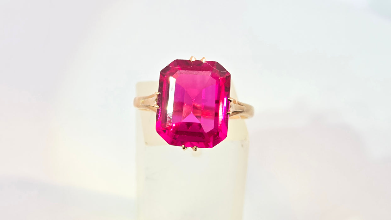 Vintage: Russian 14ct Yellow Gold Ruby Approx. 8ct Solitaire Ring