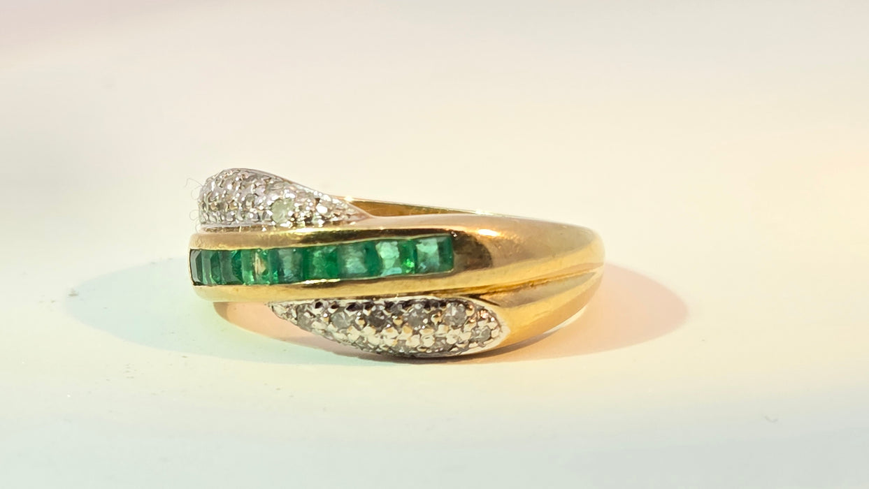 Vintage: 9ct Yellow Gold Emerald & Diamond Crossover Dress Ring