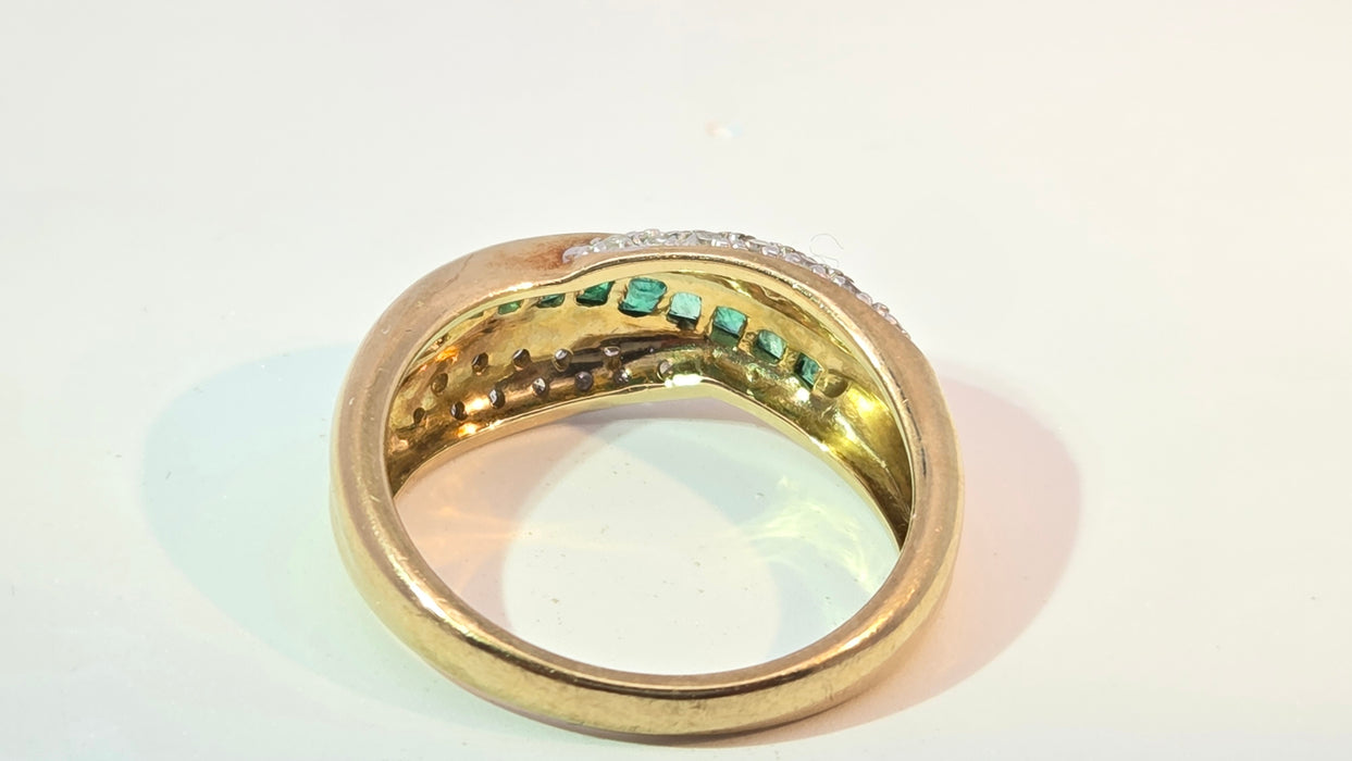 Vintage: 9ct Yellow Gold Emerald & Diamond Crossover Dress Ring