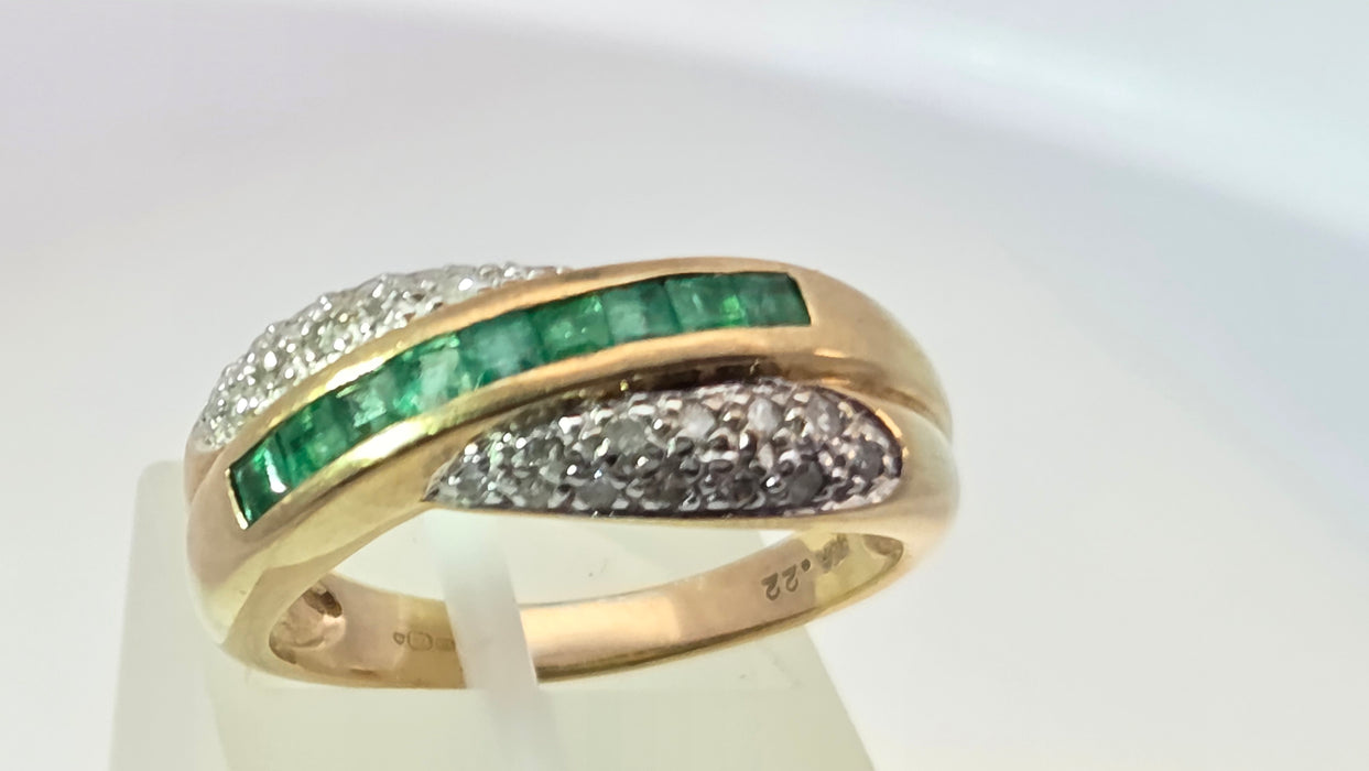 Vintage: 9ct Yellow Gold Emerald & Diamond Crossover Dress Ring