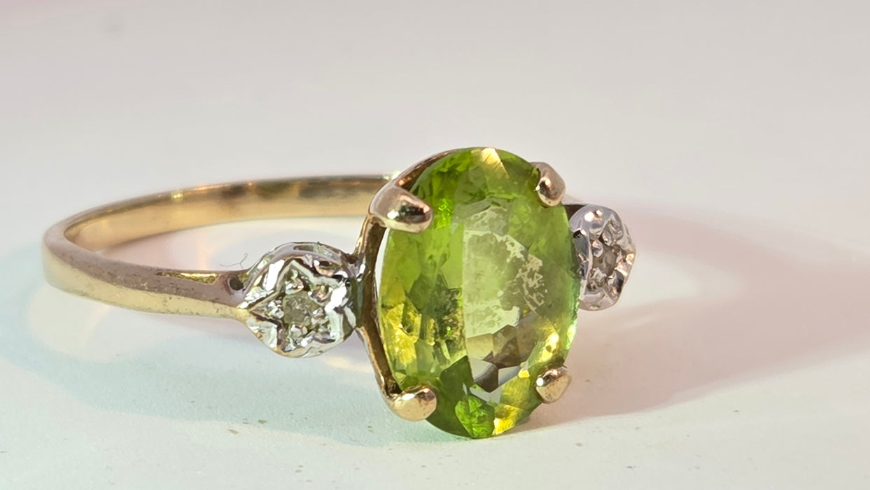 Vintage: 9ct Yellow Gold Peridot & Twin Diamond Three-Stone Ring — From 1998