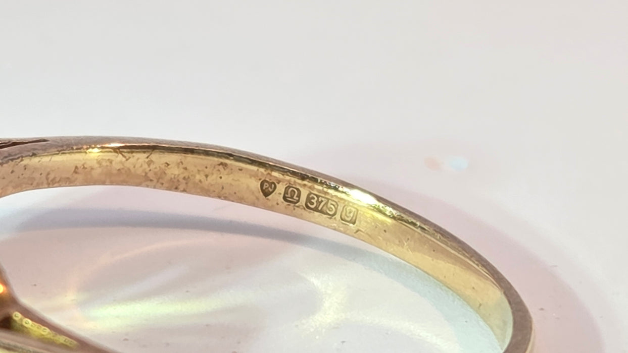 Vintage: 9ct Yellow Gold Peridot & Twin Diamond Three-Stone Ring — From 1998