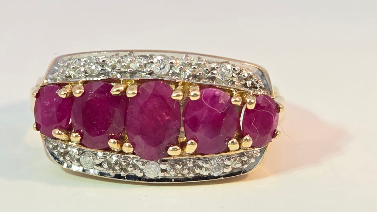 Vintage: 9ct Yellow Gold Ruby & Diamond Dress Ring